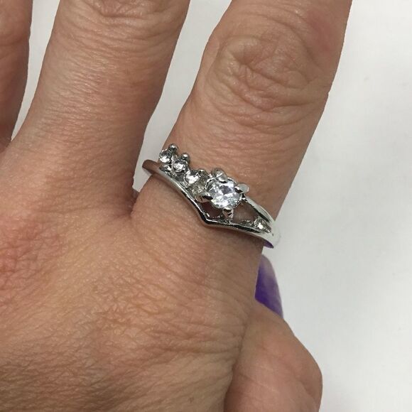 1/2 ct. CZ Fashion Ring in Curved Band (H15) - Picture 1 of 6